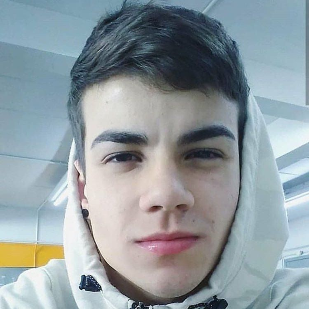 Alvaro G.
